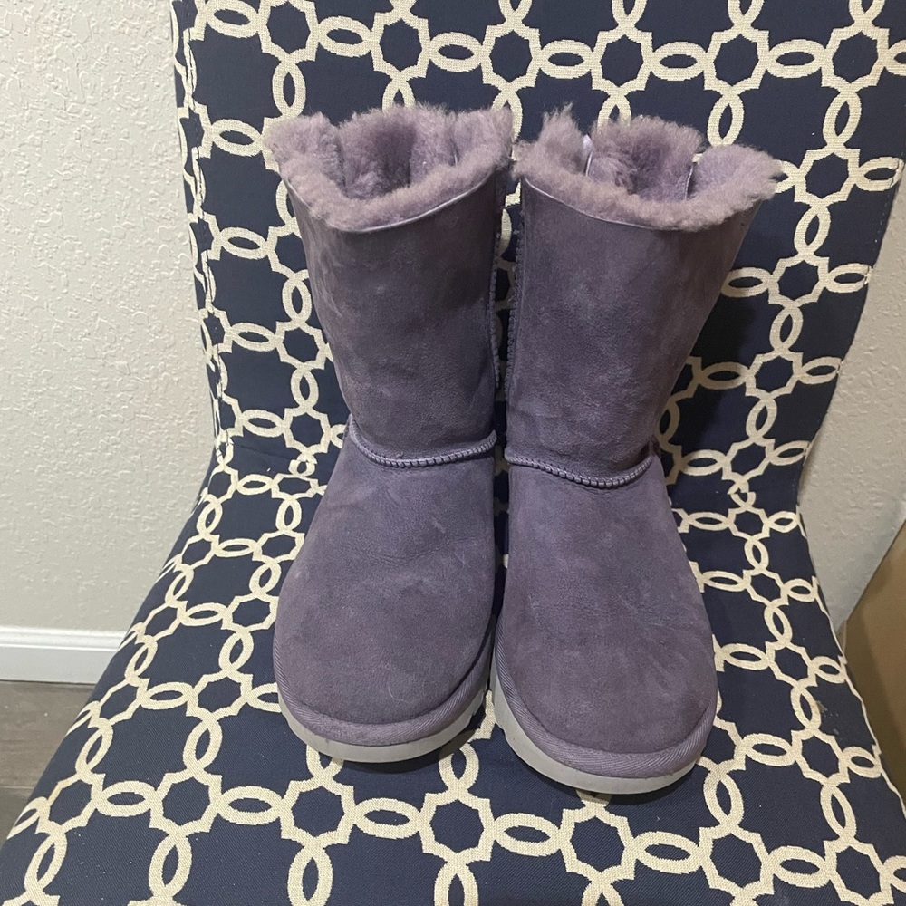 Ugg purple boots gently worn ❤️❤️size 7